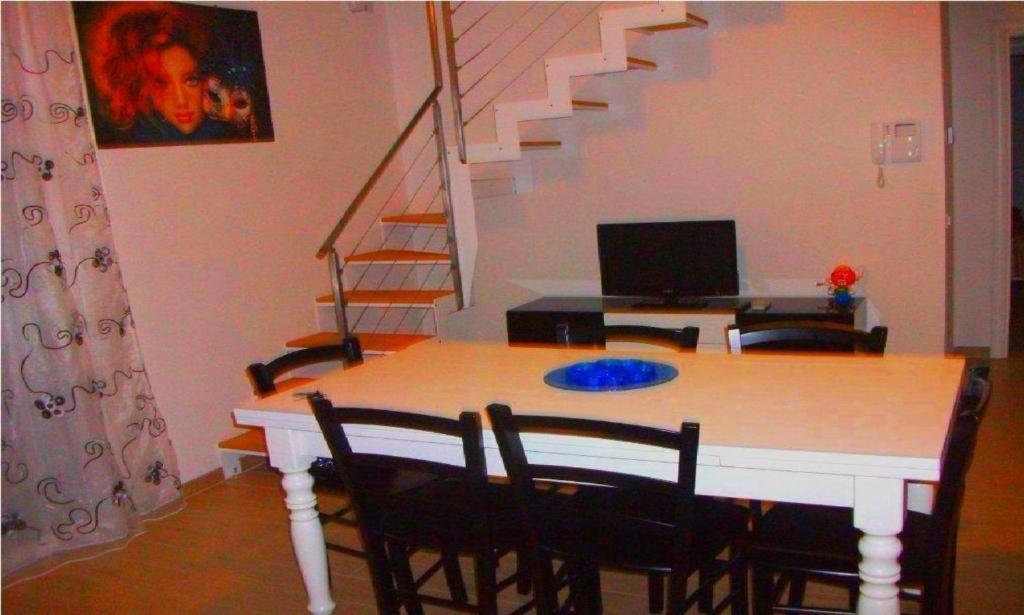 Holiday Home Michela Milano Marittima Luaran gambar